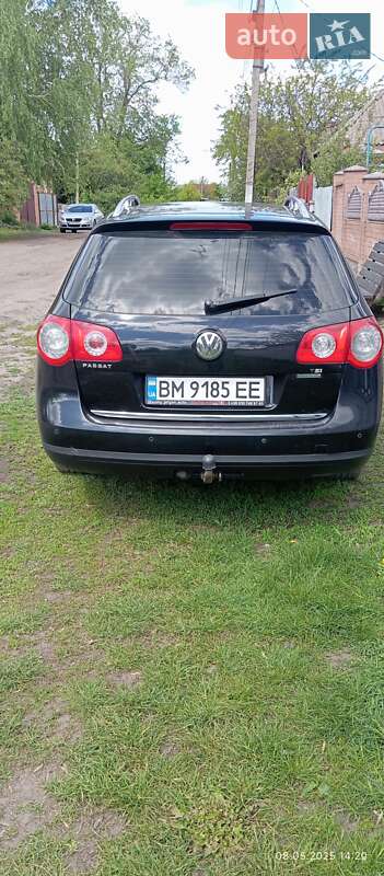 Універсал Volkswagen Passat 2010 в Сумах