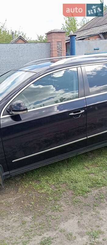 Універсал Volkswagen Passat 2010 в Сумах
