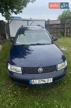 Универсал Volkswagen Passat 1998 в Бобрике