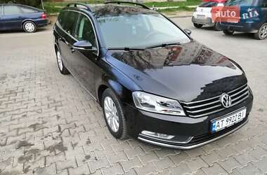Універсал Volkswagen Passat 2011 в Івано-Франківську