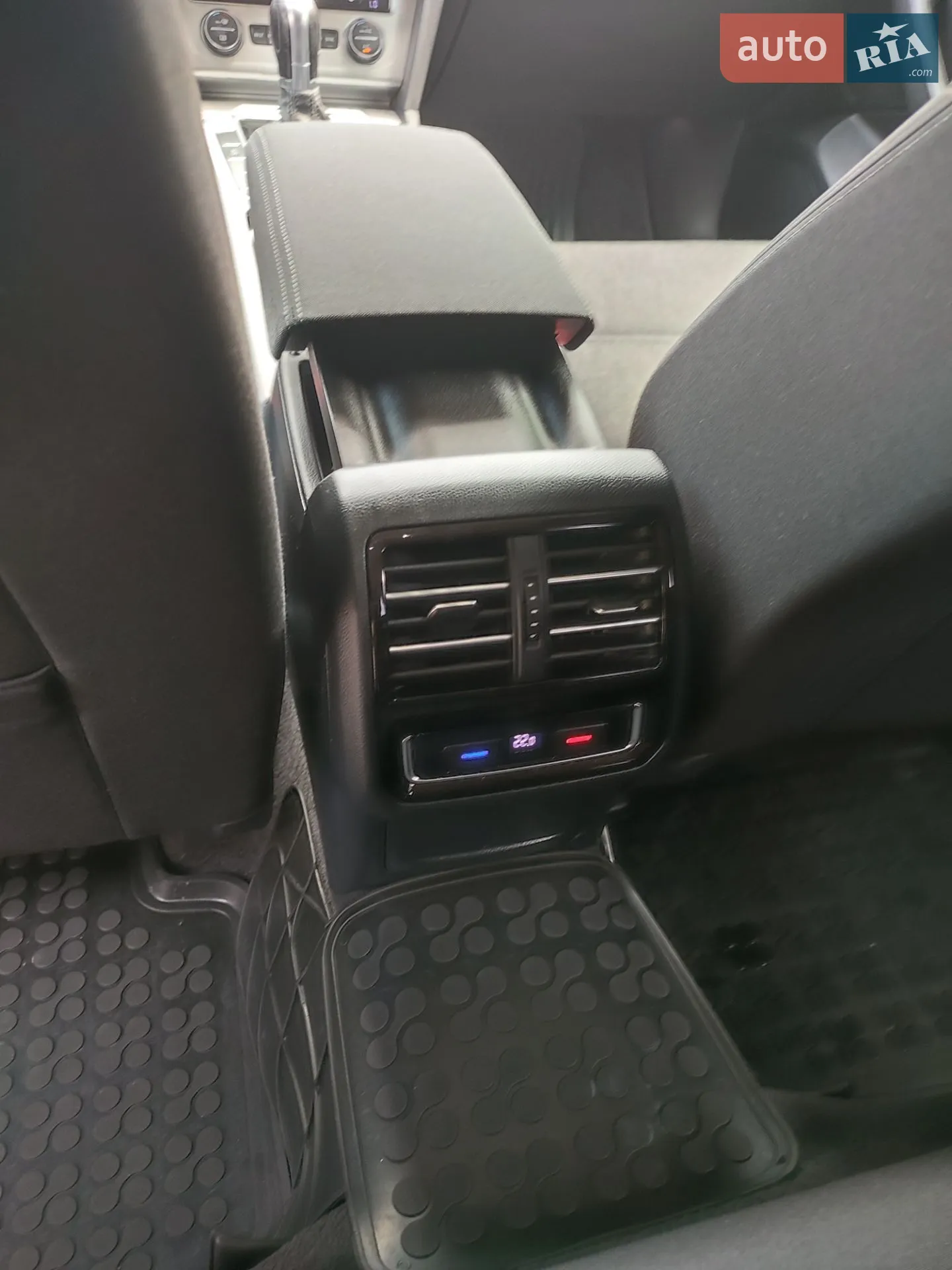 2014 Volkswagen Passat - мініатюра 21