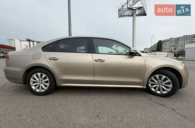 Седан Volkswagen Passat 2015 в 