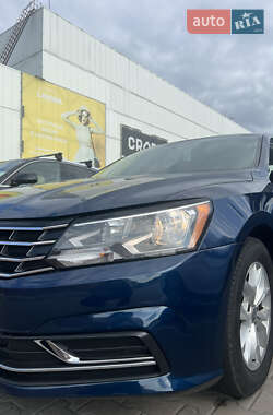 Седан Volkswagen Passat 2018 в 