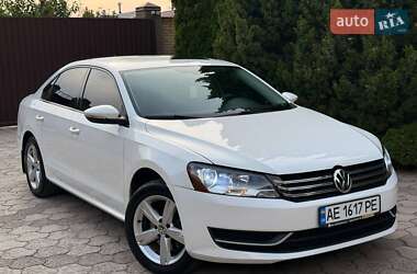 Седан Volkswagen Passat 2012 в Кам'янському