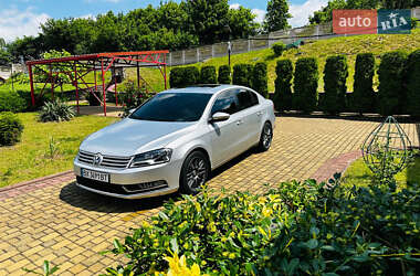Седан Volkswagen Passat 2011 в 