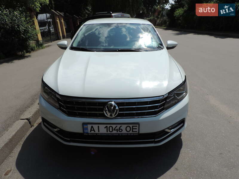 Седан Volkswagen Passat 2016 в Фастове