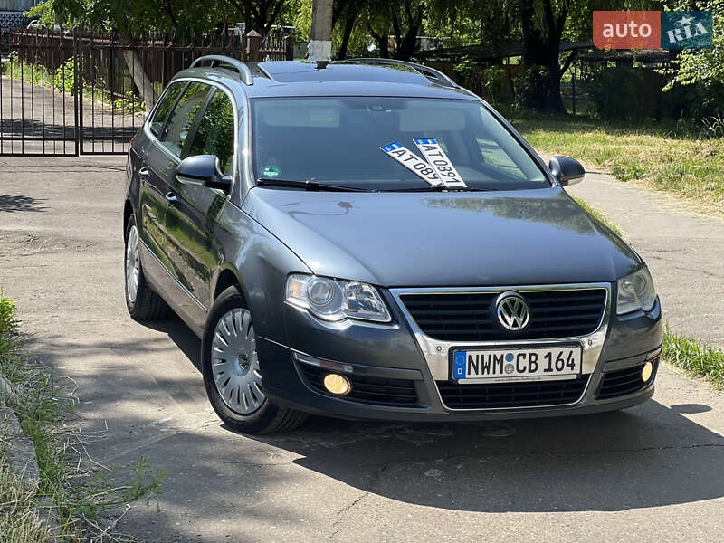 Універсал Volkswagen Passat 2010 в Калуші