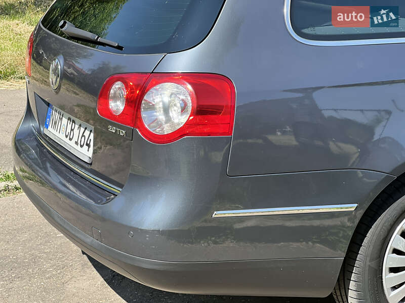 Універсал Volkswagen Passat 2010 в Калуші