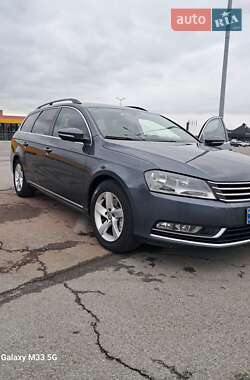 Универсал Volkswagen Passat 2011 в 