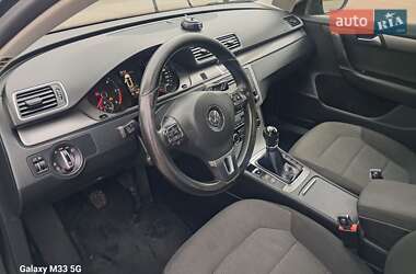 Универсал Volkswagen Passat 2011 в 