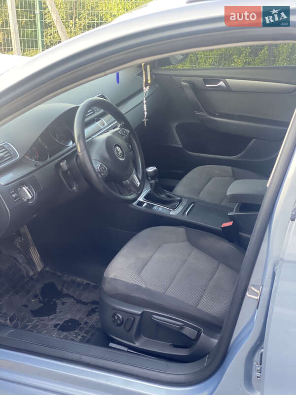 Універсал Volkswagen Passat 2011 в Львові