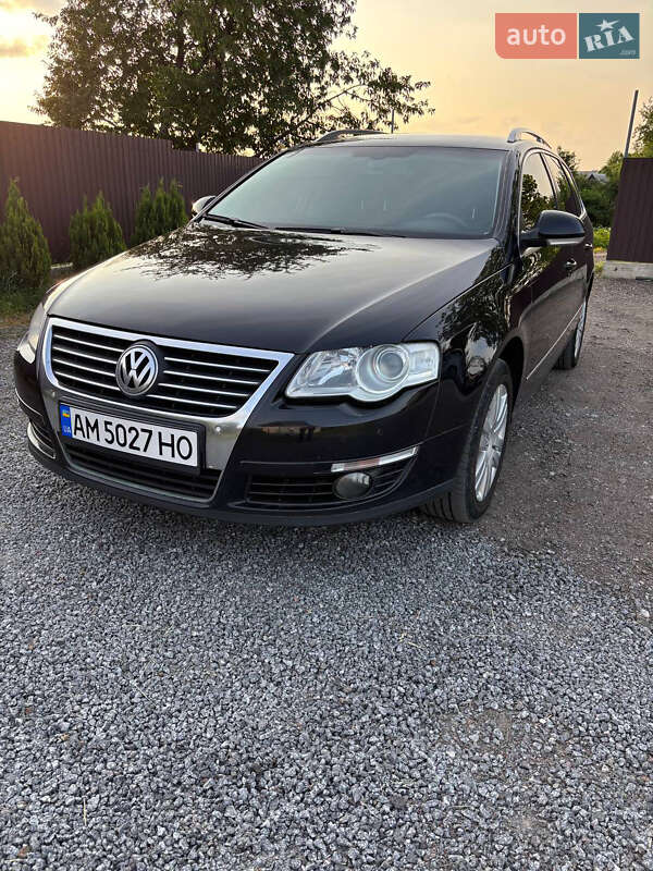 Універсал Volkswagen Passat 2010 в Бердичеві