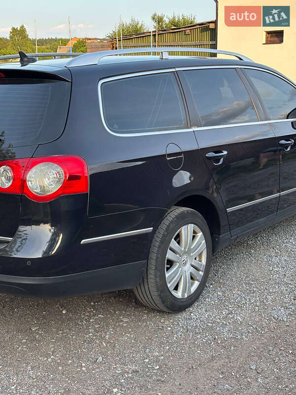 Універсал Volkswagen Passat 2010 в Бердичеві
