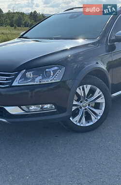 Универсал Volkswagen Passat 2012 в 