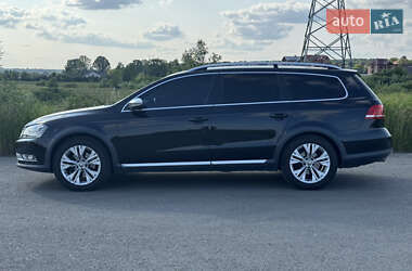 Универсал Volkswagen Passat 2012 в 