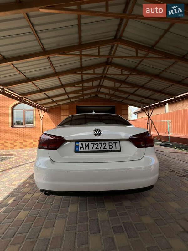 Седан Volkswagen Passat 2012 в Коростышеве