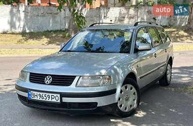 Універсал Volkswagen Passat 2000 в Миколаєві