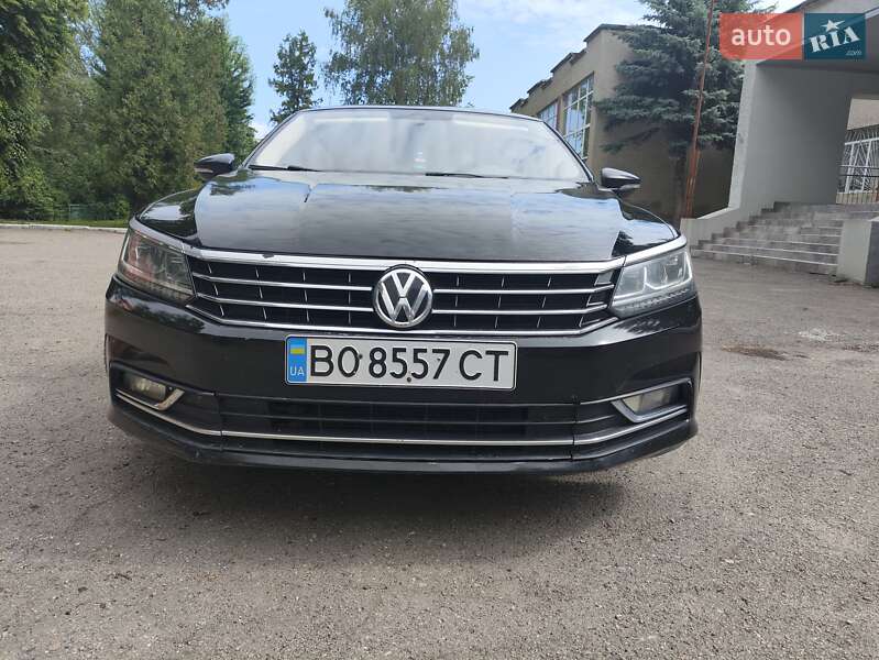 Седан Volkswagen Passat 2016 в Тернополе