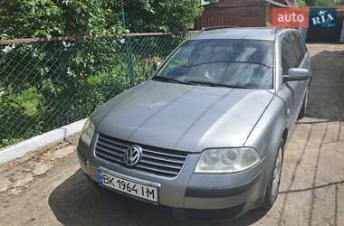 Универсал Volkswagen Passat 2002 в Ровно