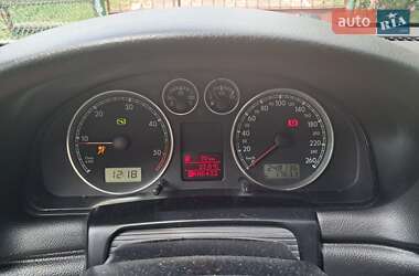 Универсал Volkswagen Passat 2002 в 