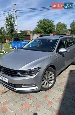 Универсал Volkswagen Passat 2018 в Дрогобыче