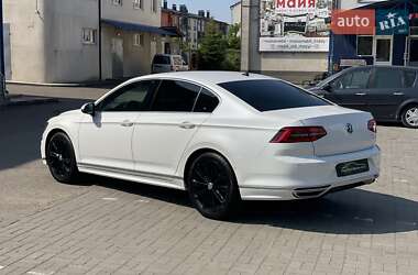 Седан Volkswagen Passat 2018 в 