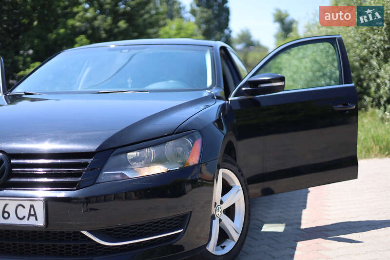 Седан Volkswagen Passat 2014 в Ужгороде