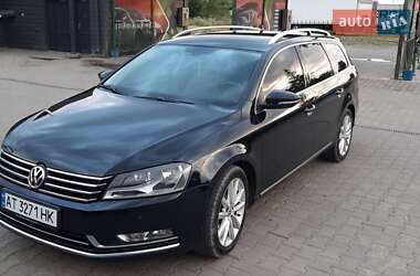 Універсал Volkswagen Passat 2011 в Коломиї