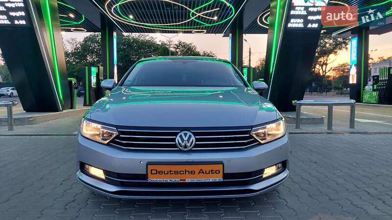 Седан Volkswagen Passat 2016 в Одесі