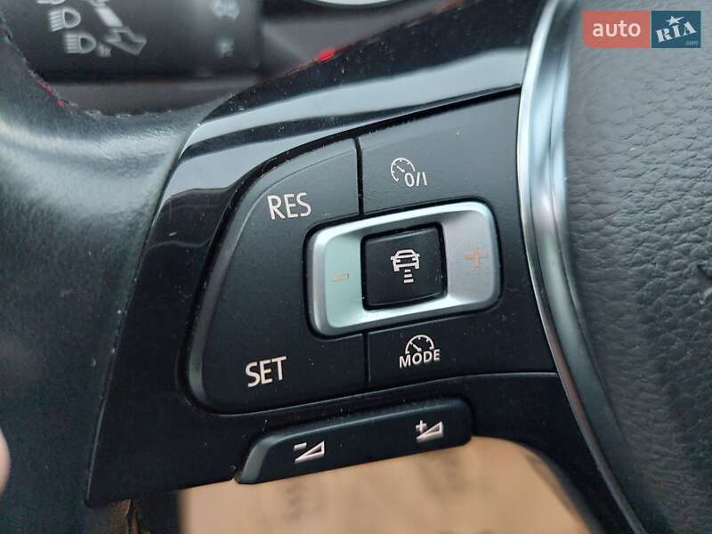 Седан Volkswagen Passat 2016 в Одесі