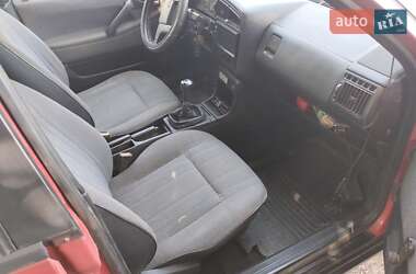 Седан Volkswagen Passat 1991 в Виннице