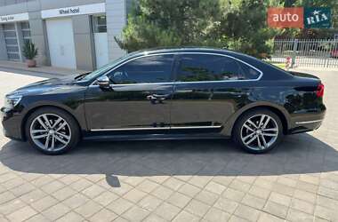 Седан Volkswagen Passat 2016 в 