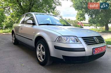 Седан Volkswagen Passat 2002 в Умані