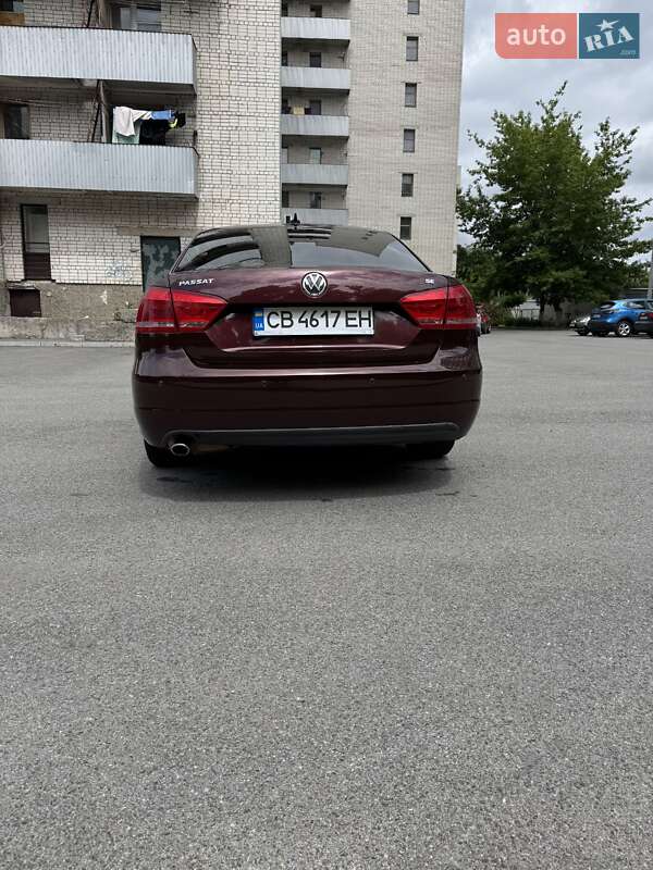 Седан Volkswagen Passat 2012 в Чернігові