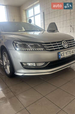 Седан Volkswagen Passat 2014 в Нововоронцовке
