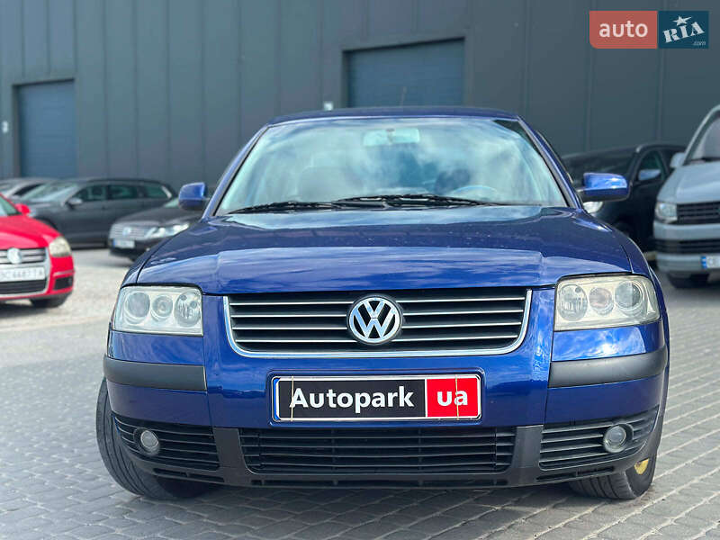 Седан Volkswagen Passat 2002 в Львове