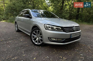 Седан Volkswagen Passat 2014 в Киеве