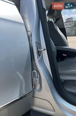 Седан Volkswagen Passat 2010 в 