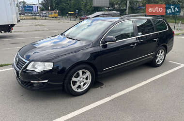 Универсал Volkswagen Passat 2010 в 