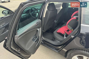 Универсал Volkswagen Passat 2010 в 
