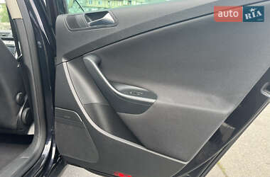 Универсал Volkswagen Passat 2010 в 