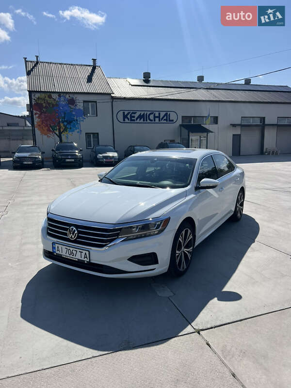 Volkswagen Passat 2021