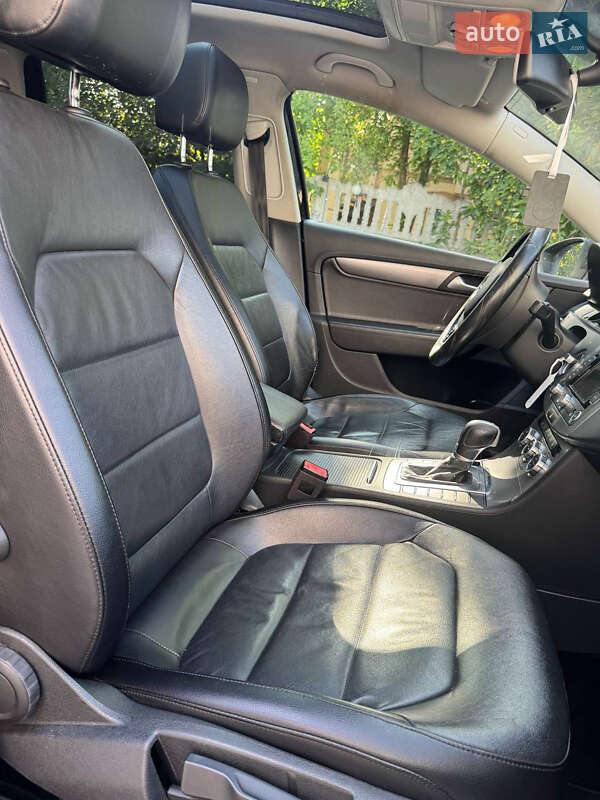 Универсал Volkswagen Passat 2014 в Ивано-Франковске