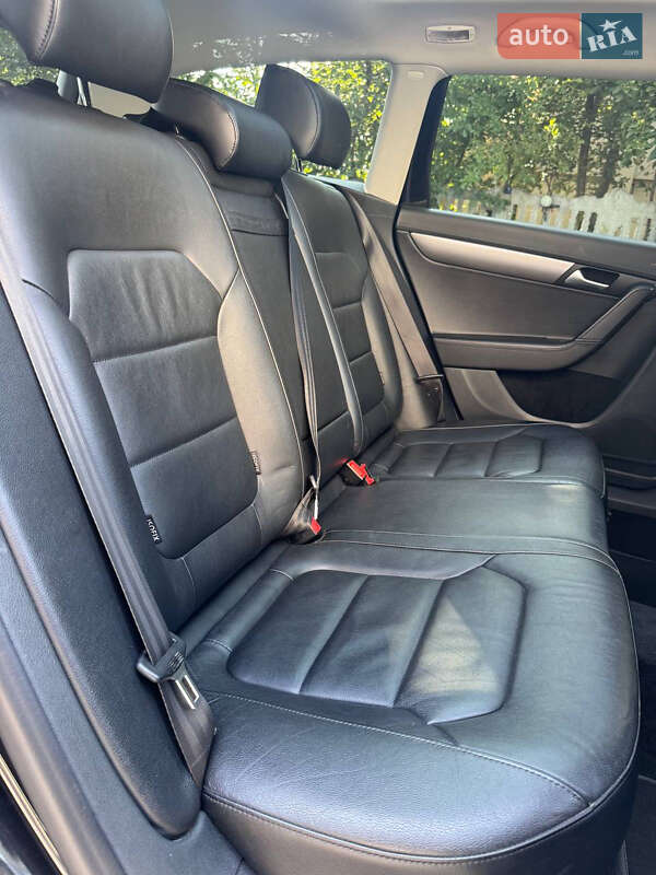 Универсал Volkswagen Passat 2014 в Ивано-Франковске