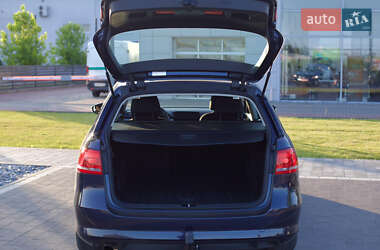 Универсал Volkswagen Passat 2012 в 