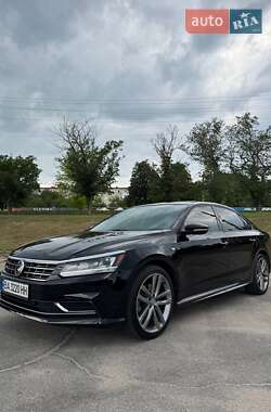 Седан Volkswagen Passat 2018 в Кропивницком