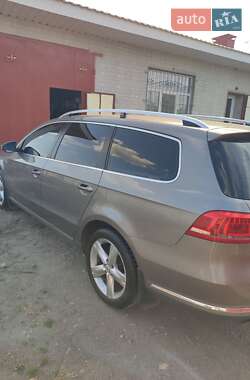 Универсал Volkswagen Passat 2011 в 