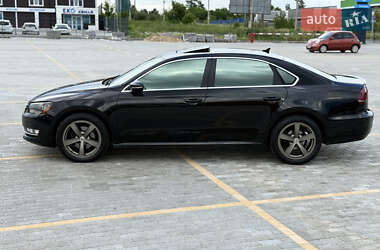 Седан Volkswagen Passat 2012 в 