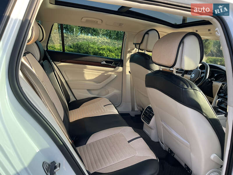 Универсал Volkswagen Passat 2016 в Одессе