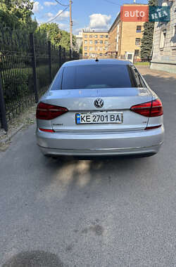 Седан Volkswagen Passat 2015 в 
